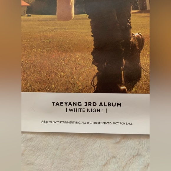 Official Taeyang 3rd Album [White Night] Poster - 1 of 2 - Picture 5 of 5
